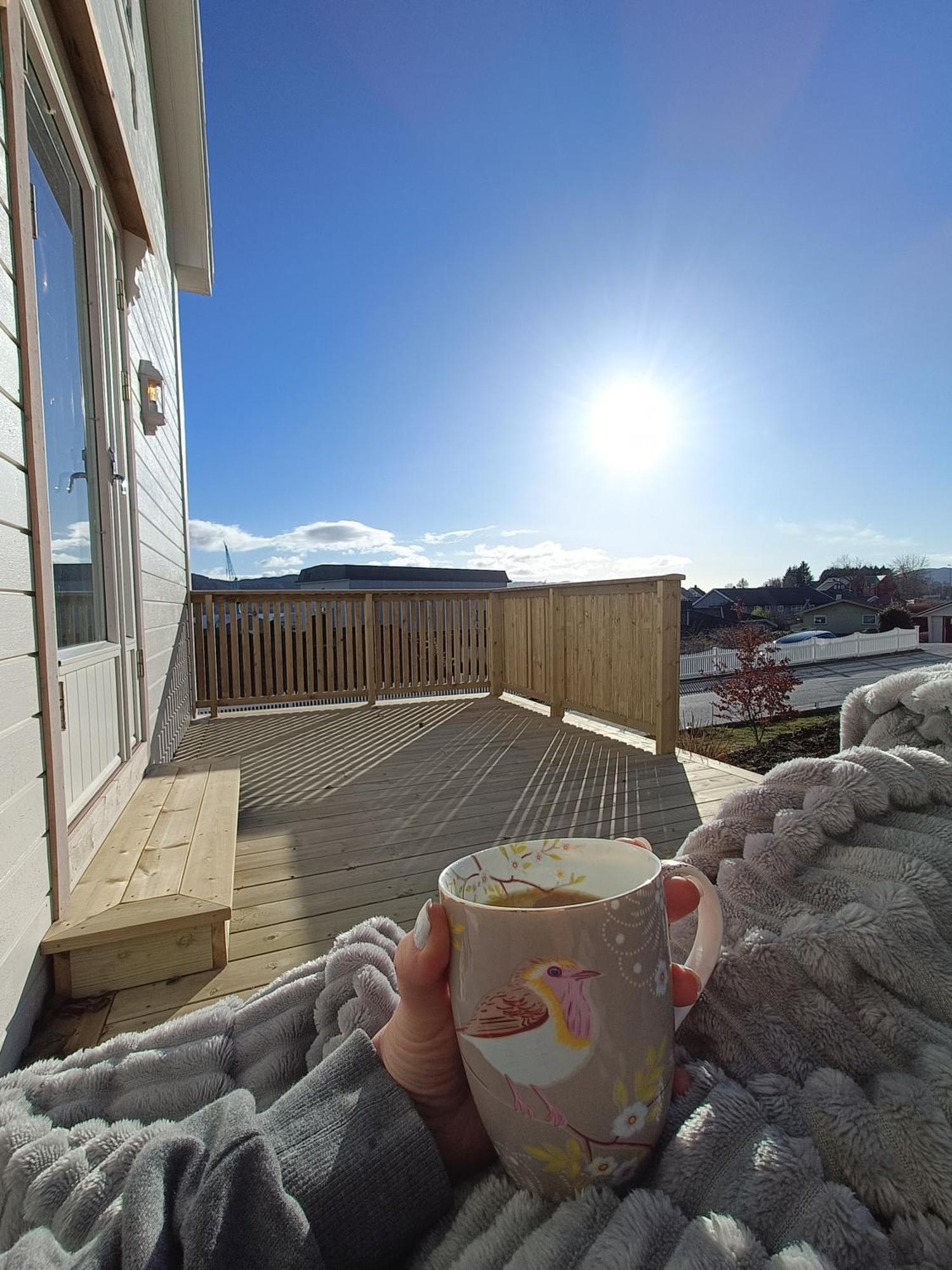 Villa Charming House In Ulsteinvik With Free Parking Exterior foto